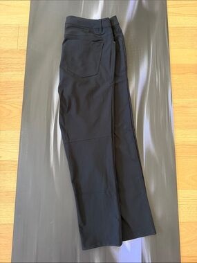 lululemon athletica Men's Black Performance Joggers